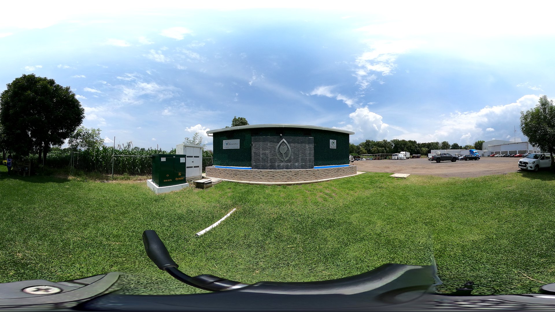 Instalación industrial completa de Grupo AWAINNOVA en perspectiva panorámica