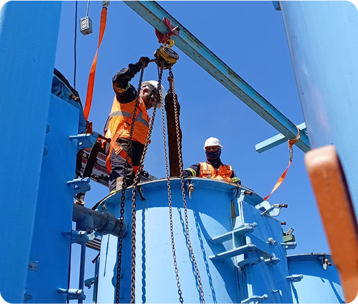 Equipo de Awainnova en operaciones